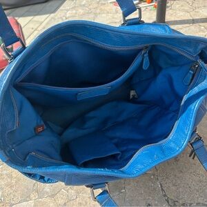 Coach Vibrant Blue Leather Shoulder Bag